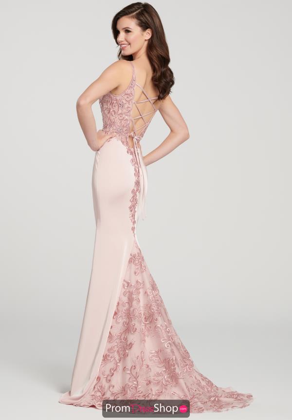 Ellie Wilde Beaded V-Neck Dress EW119103