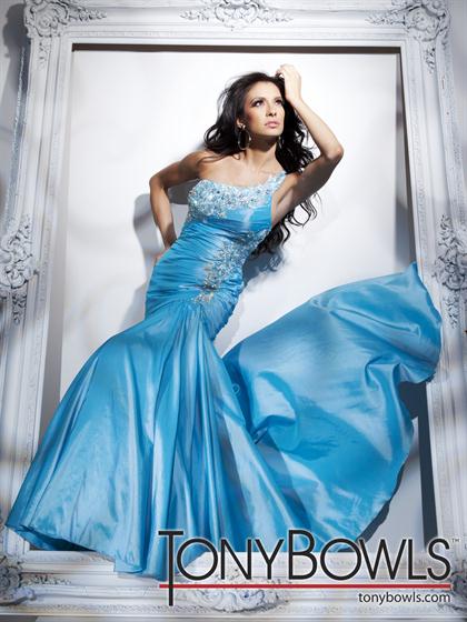 Tony Bowls Le Gala 112529 at Prom Dress Shop 
