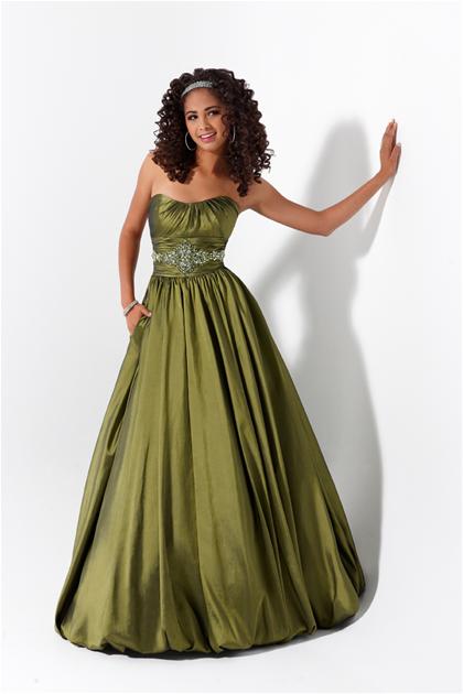Flirt P1539 at Prom Dress Shop 