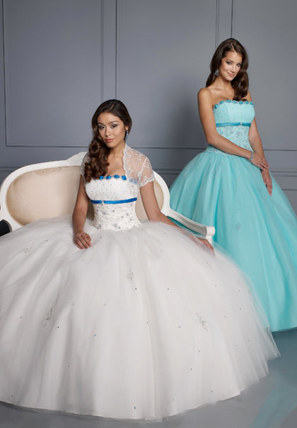 Vizcaya 86061 at Prom Dress Shop 