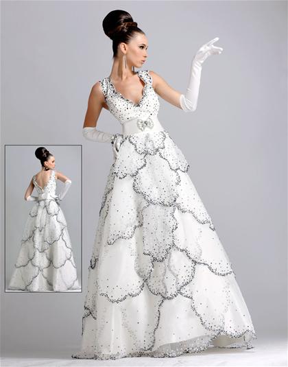 Blush 9046 at Prom Dress Shop 