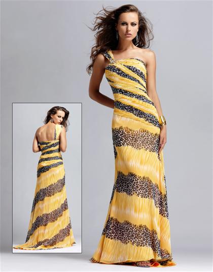 Blush 9057 at Prom Dress Shop 