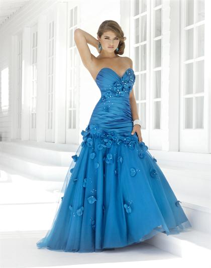 Blush 9207 at Prom Dress Shop