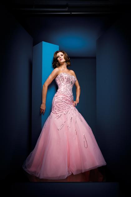 Tony Bowls Le Gala 110541 at Prom Dress Shop 