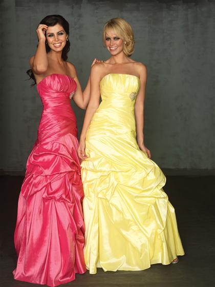 Night Moves 6054 at Prom Dress Shop 