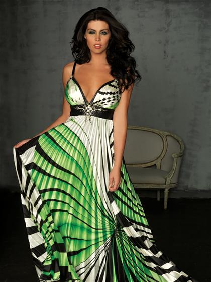 Night Moves 5800 at Prom Dress Shop 