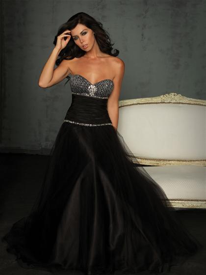Night Moves 6022 at Prom Dress Shop 