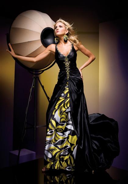Tony Bowls Paris 110719 at Prom Dress Shop 