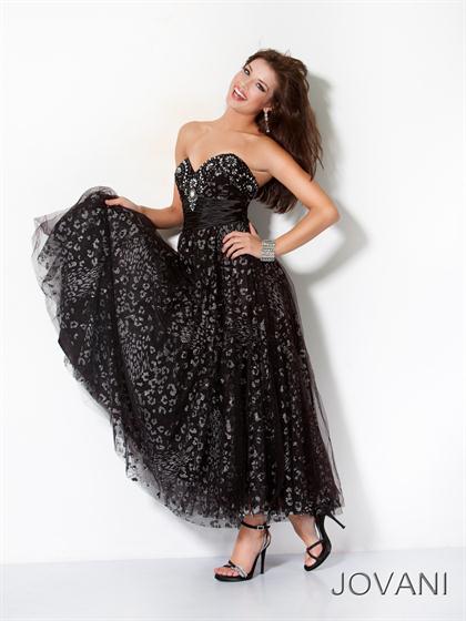 2012 Jovani Beyond B601 at Prom Dress Shop 