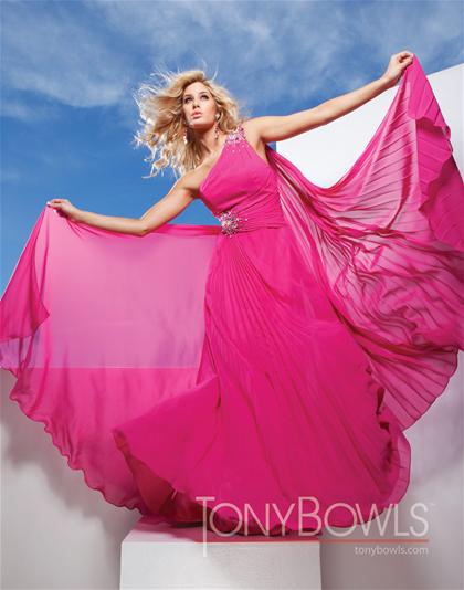 Tony Bowls Evenings TBE11044 at Prom Dress Shop 