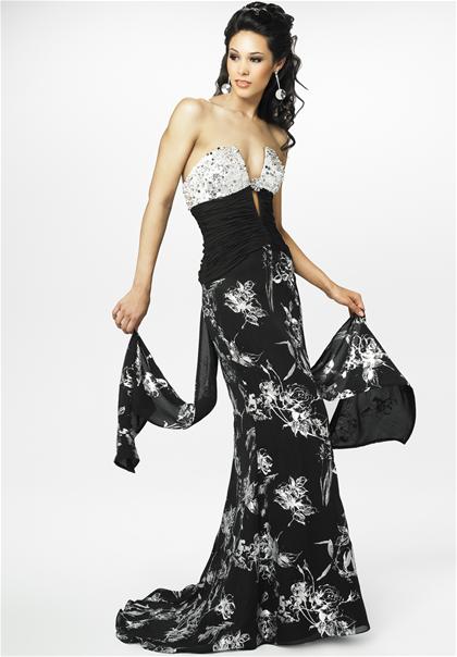 Landa G560 at Prom Dress Shop 