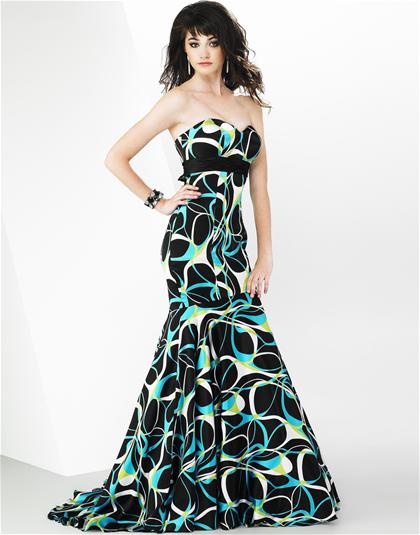 Cire' P111 at Prom Dress Shop