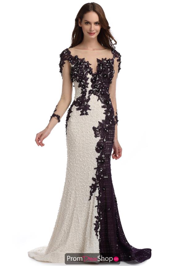 Romance Couture Fitted Lace Dress RM6124