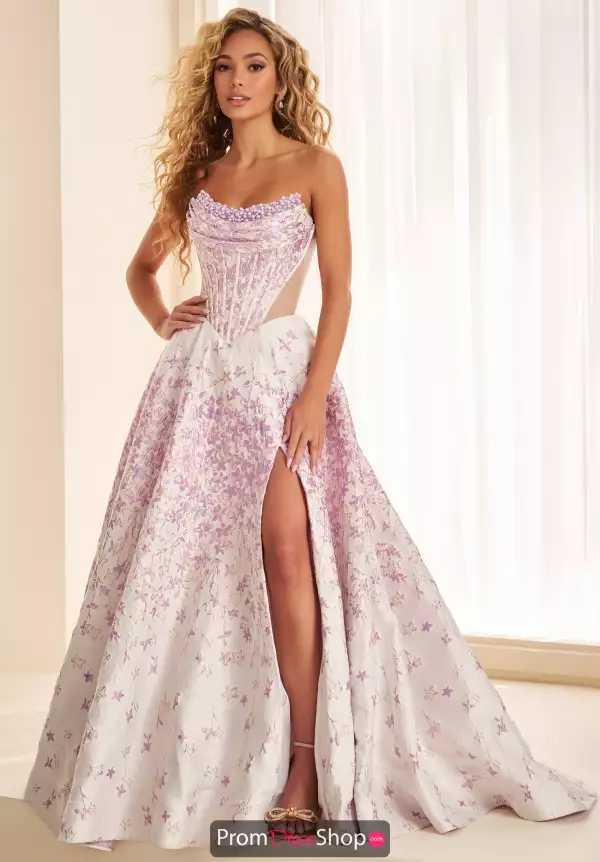 Ellie Wilde EW38084