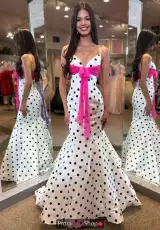 Ivory/Black/Fuchsia