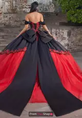 Black/Scarlet
