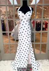 Ivory/Black