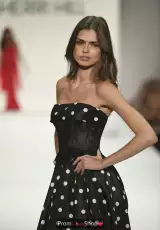 Black/Ivory