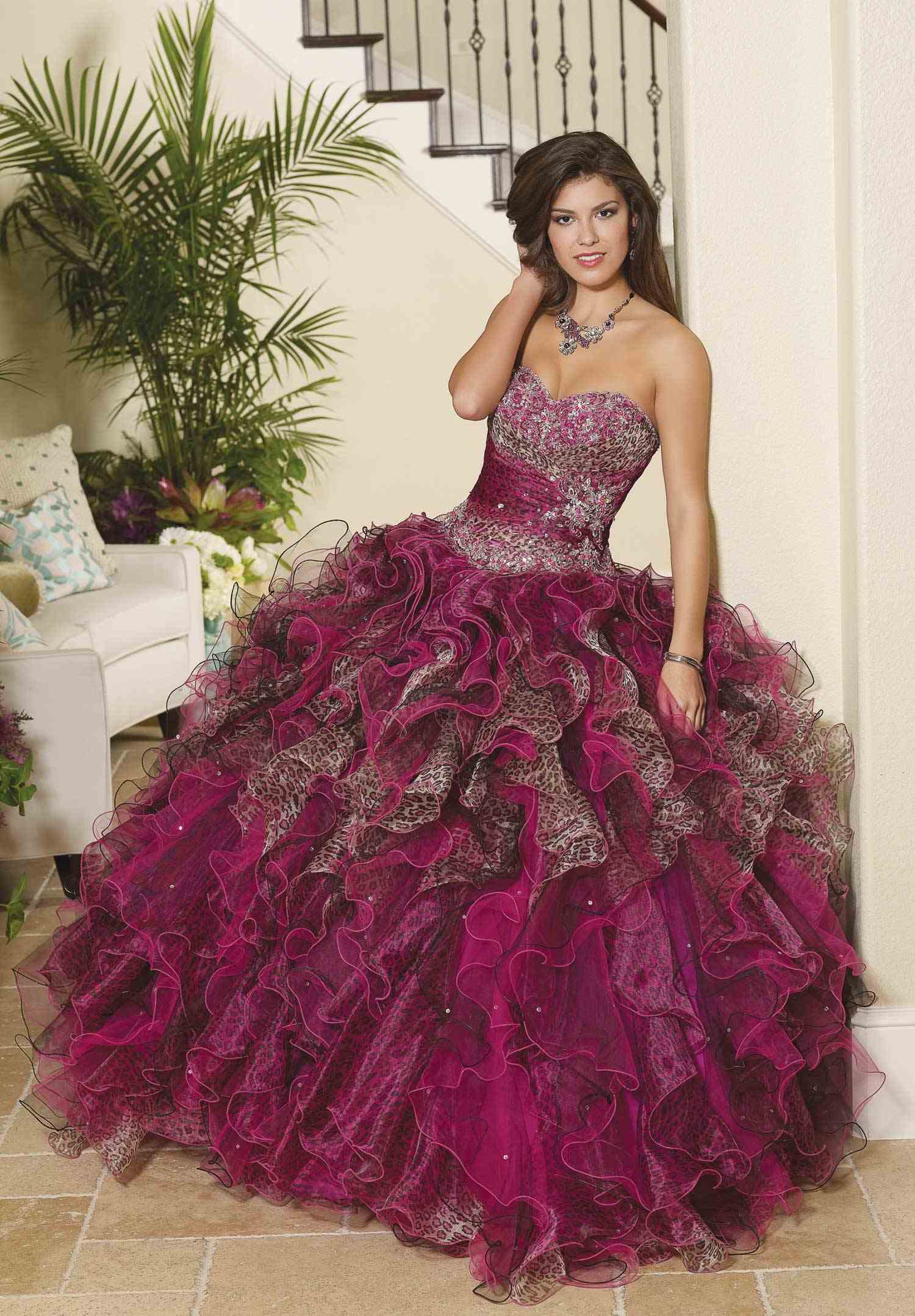 Vizcaya-Quinceanera-Dresses-Prom-Dresses-2012-88024-6122.jpg